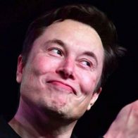 Elon Musk compra Twitter por 44.000 millones de dólares