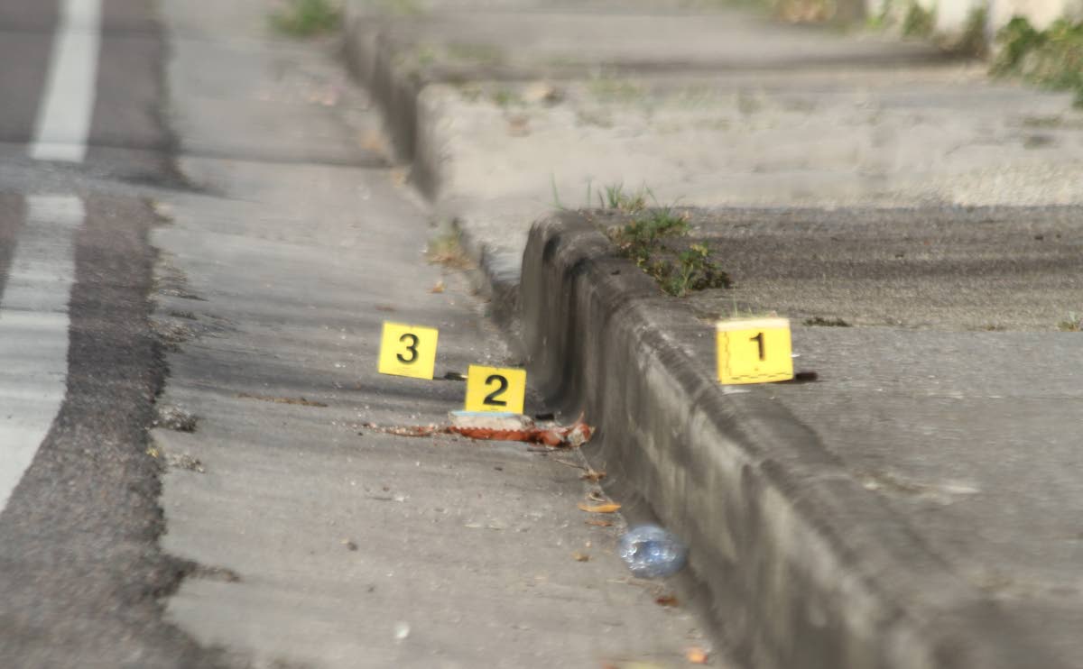 Muere un exfutbolista por disparos de la Policía en Trinidad y Tobago