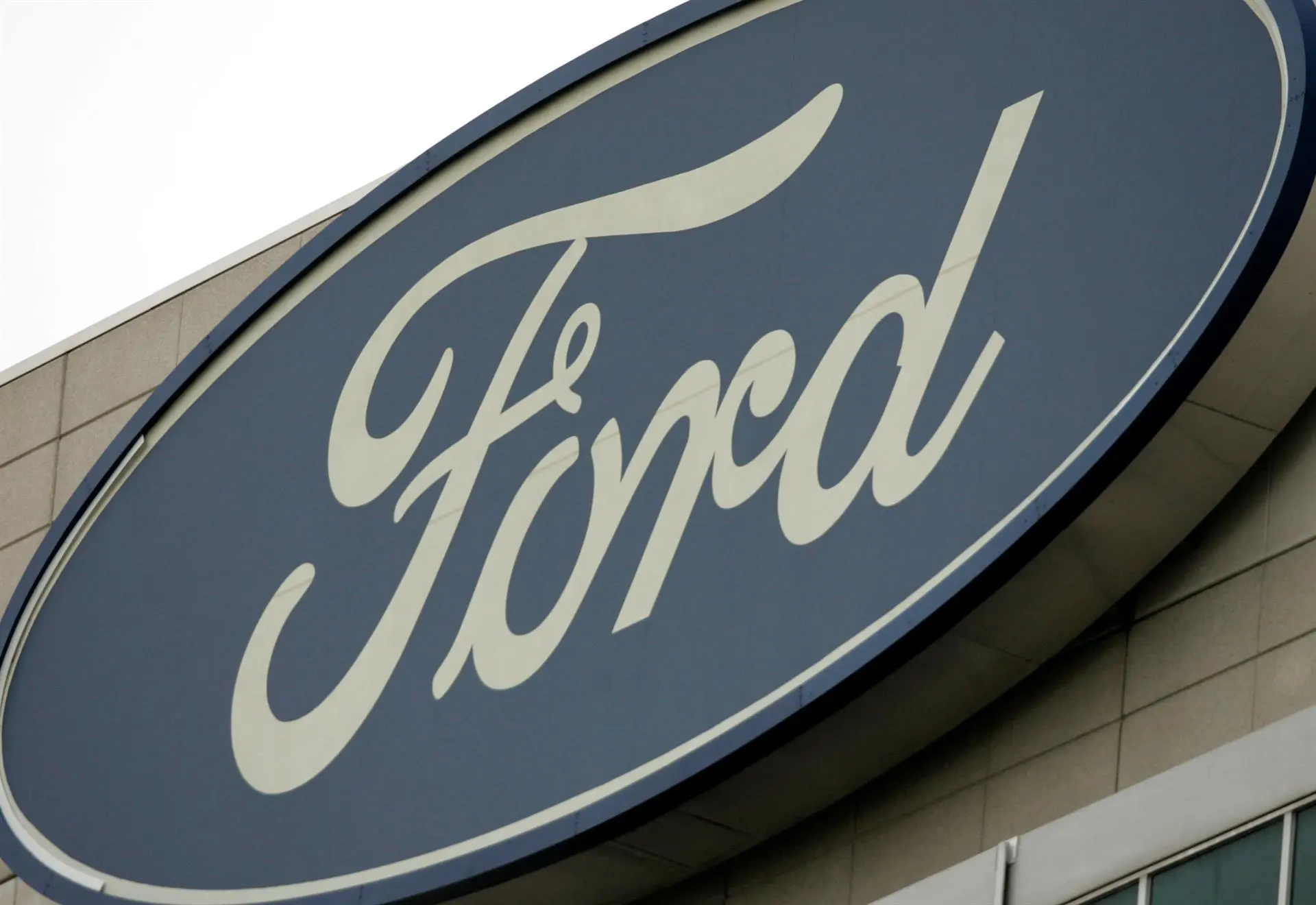 Ford perdió 3.119 millones de dólares en el primer trimestre del año