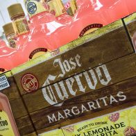Niños beben tequila en una escuela de EEUU pensando que era jugo
