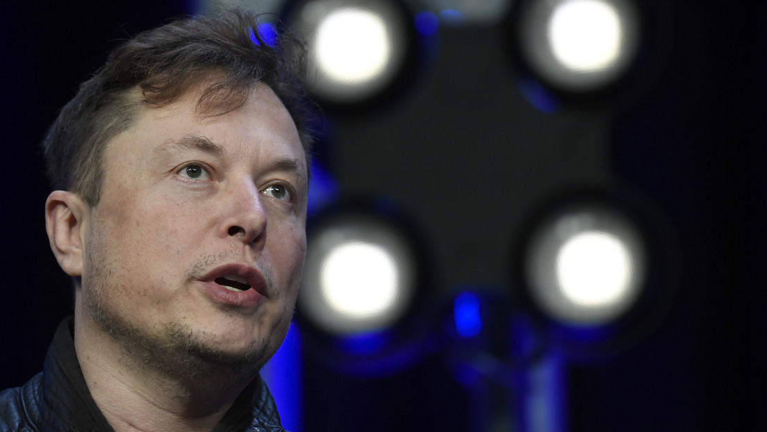 Si Elon Musk compra Twitter, el salario de miembros de la junta directiva será de "0 dólares"