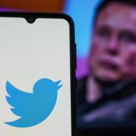 Twitter vuelve a analizar la oferta de Musk tras garantías de financiación