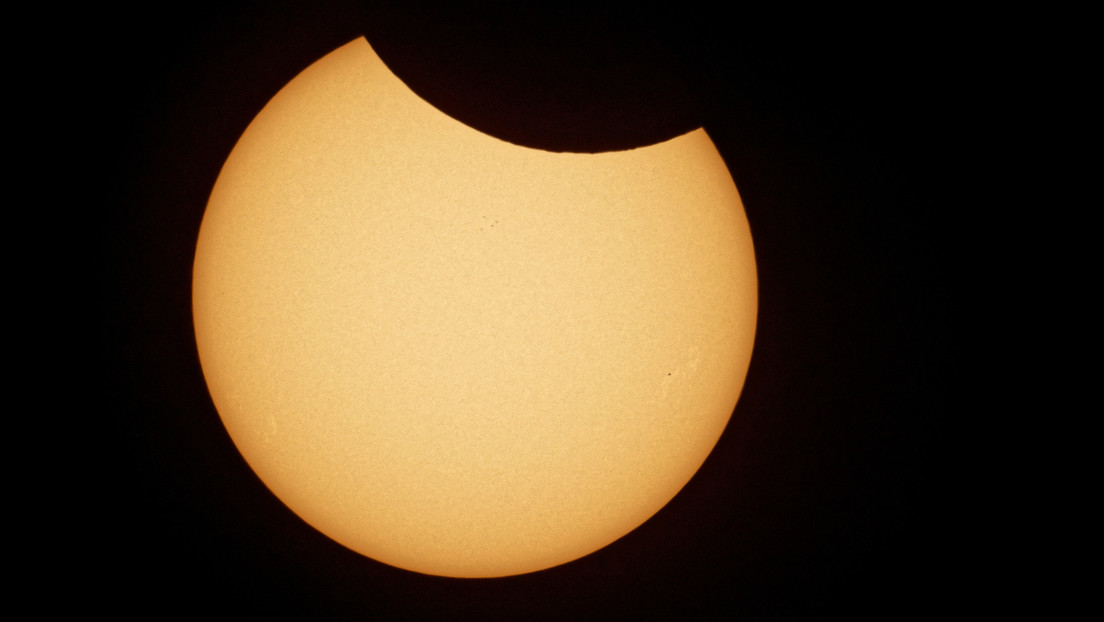 Una rara 'luna negra' bloqueará parcialmente el Sol este sábado