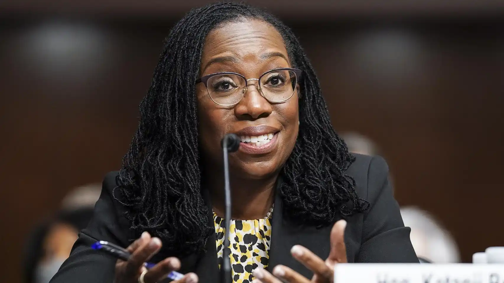 "KBJ" hace historia como la primera mujer negra en llegar al Supremo de EEUU