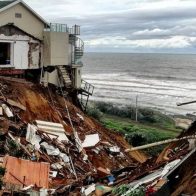 Inundaciones en Sudáfrica suman 398 muertos y 27 desaparecidos