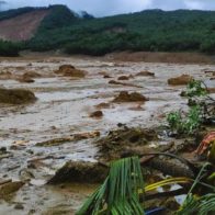 Tormenta tropical deja decenas de muertos en Filipinas