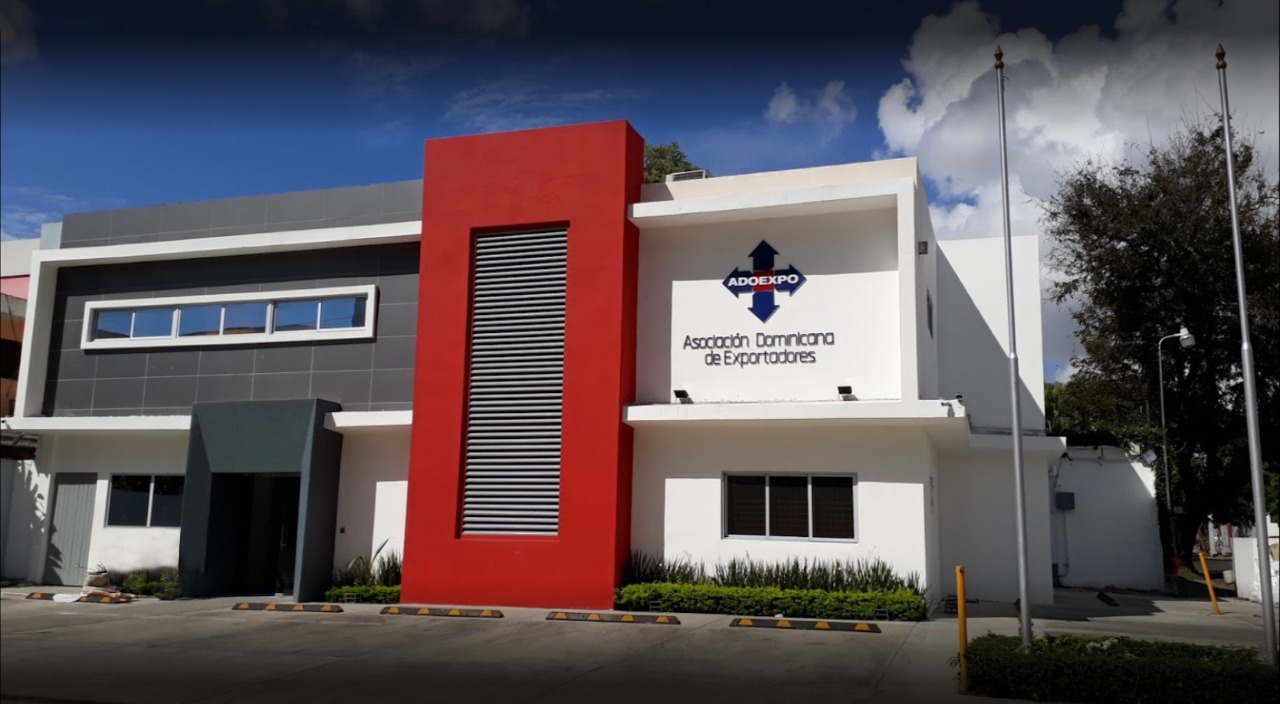 ADOEXPO presenta proyecto para impulsar exportaciones al Caribe