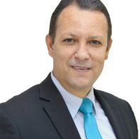 Catedrático Jenfri Jiménez destaca aportes de maestros de Comunicación al periodismo