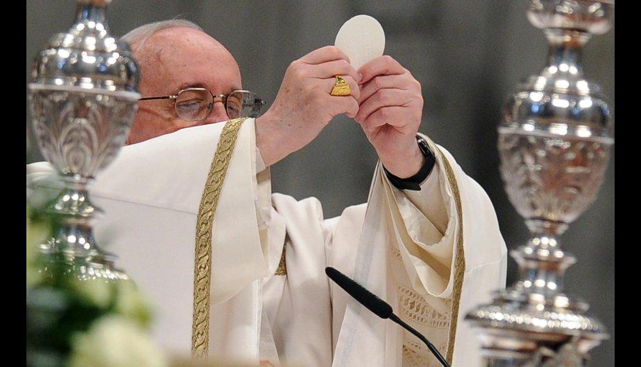 Hoy Jueves Santo también se celebra el día del sacerdote