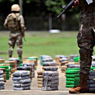 Ecuador declara estado de excepción en tres provincias debido al narcotráfico