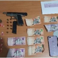 Apresan hombre con pistola robada y 22 porciones cocaína y marihuana en Santiago