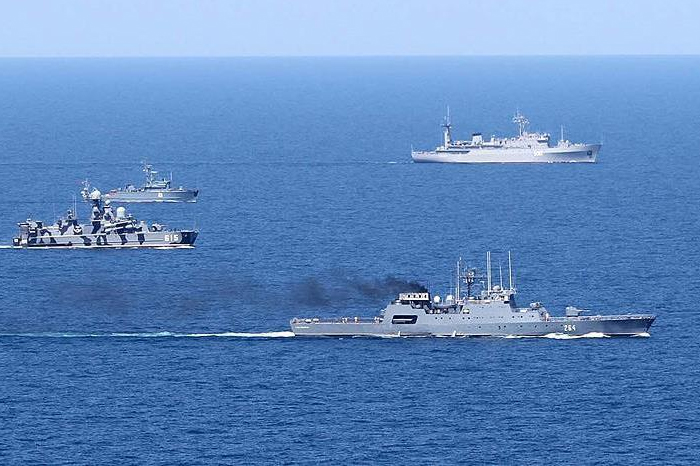 EEUU prohíbe a los barcos rusos atracar en sus puertos o acceder a sus costas
