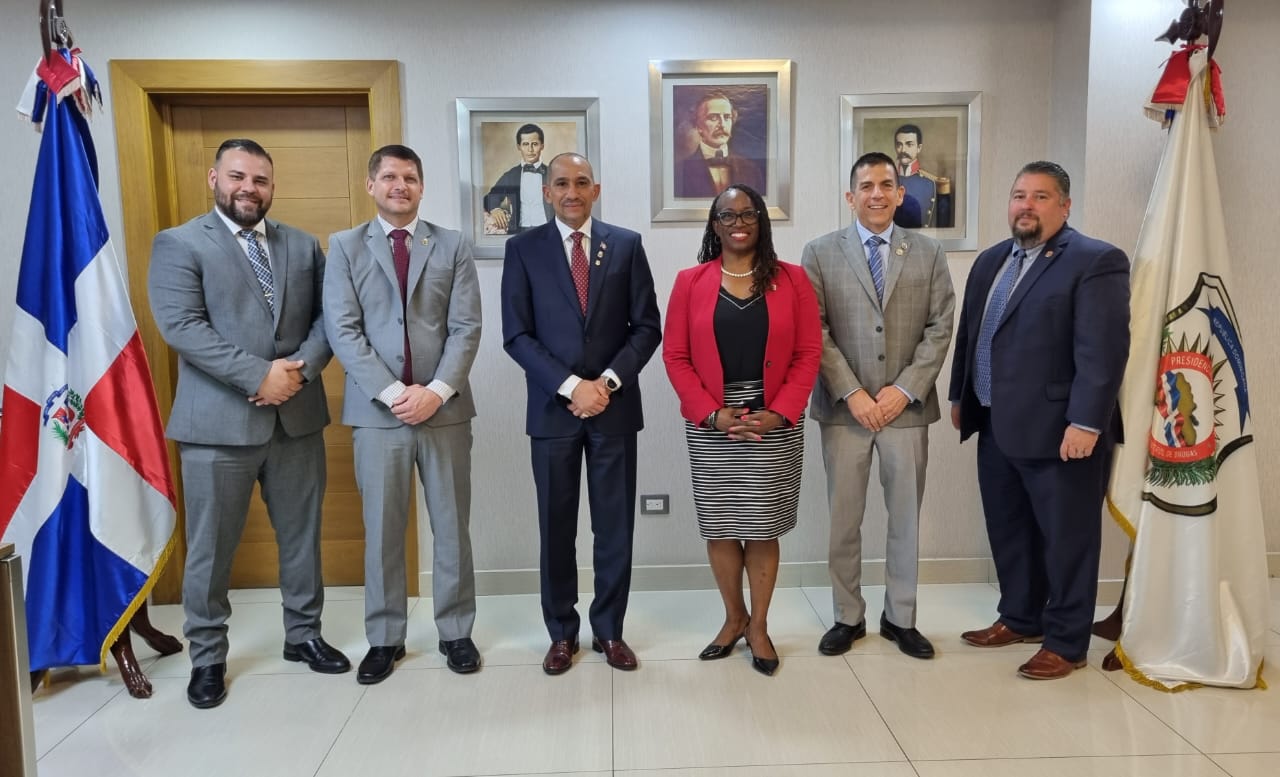 DEA y DNCD aúnan esfuerzos para fortalecer lucha contra narcotráfico
