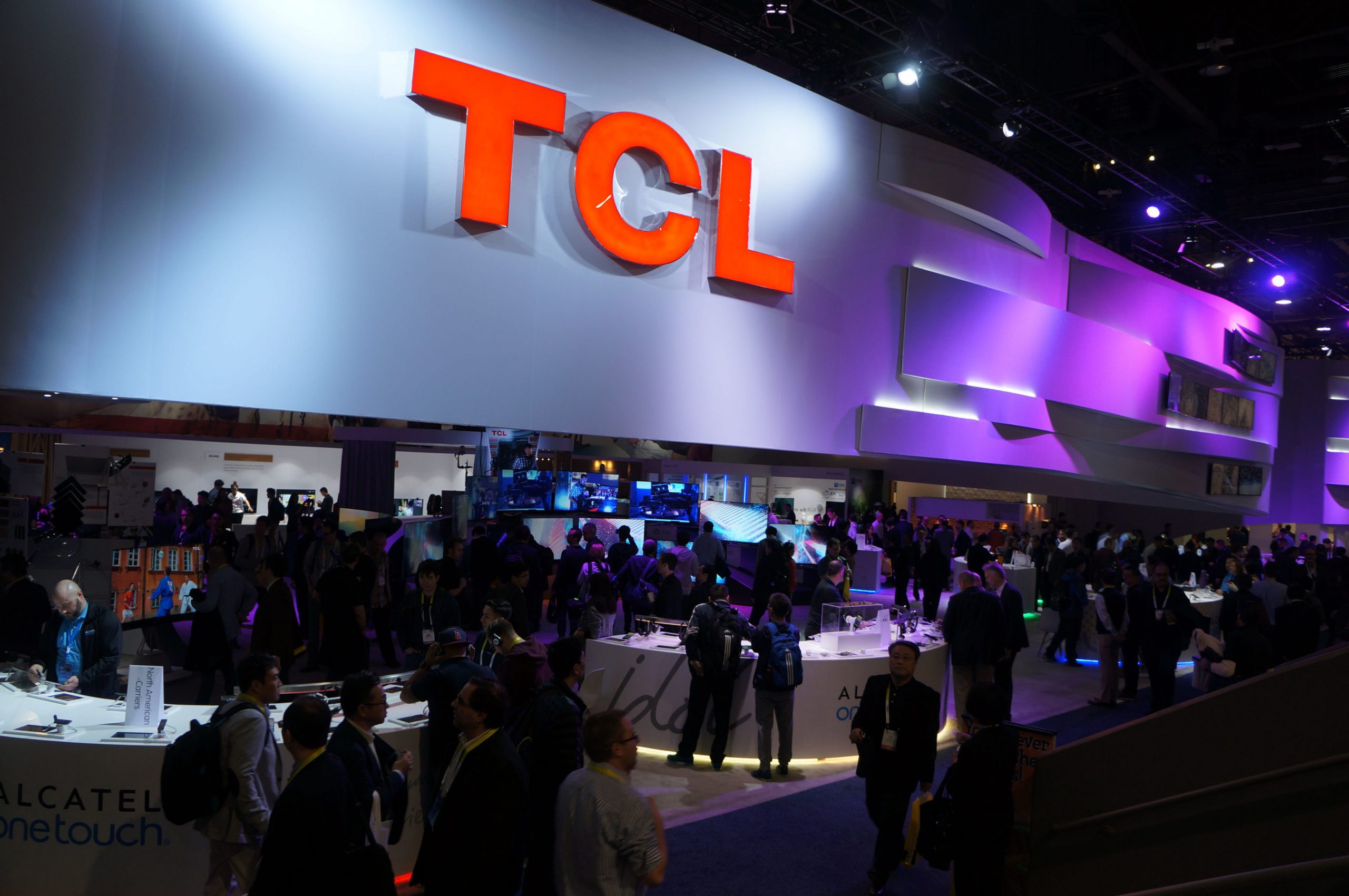 TCL busca hacer la tecnología más asequible con su portafolio de productos diversificados
