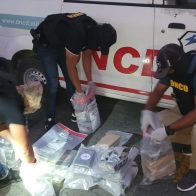 Autoridades incautan 64 paquetes de drogas en Puerto Caucedo