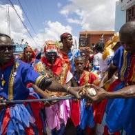 A ritmo de gagá muchos conmemoran el Viernes Santo en RD