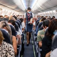 Aerolíneas de EEUU eliminan el uso obligatorio de mascarilla