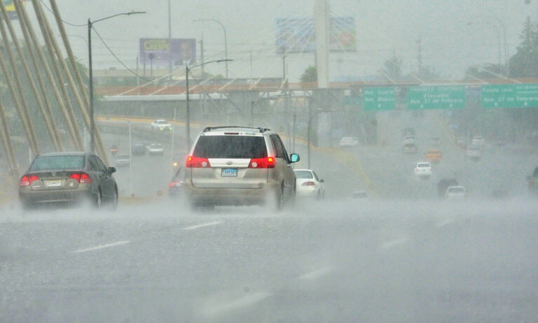 Aumentan a 21 las provincias en alerta por fuertes lluvias
