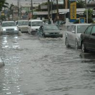 ¡Salga con su paraguas y maneje con precaución! Continúan alertas por posibles inundaciones