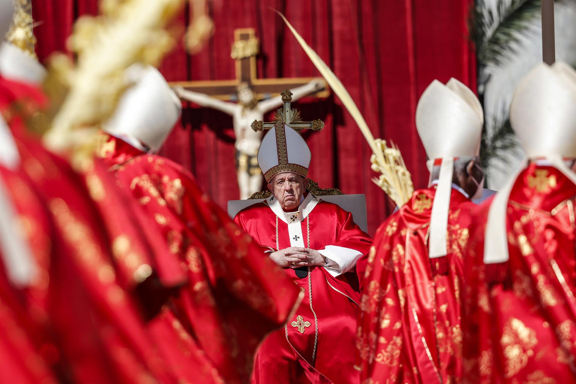 Papa reclama "tregua pascual" en Ucrania durante misa Domingo de Ramos