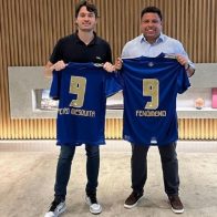 Ronaldo firma contrato que lo convierte en dueño del 90 % del club Cruzeiro