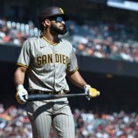 Virus obliga a retrasar cirugía en el hombro de Fernando Tatis Jr.