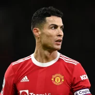 Piden sanciones para Cristiano Ronaldo tras romper móvil de un niño autista