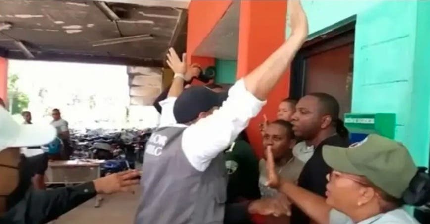 PN investiga agresión al Defensor del Pueblo y la prensa en el Canódromo
