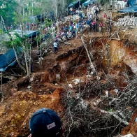 Dos muertos y un desaparecido en derrumbe de mina artesanal en Nicaragua