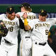 Piratas de Pittsburgh vencen a Rojos de Cincinnati en partido sin hits