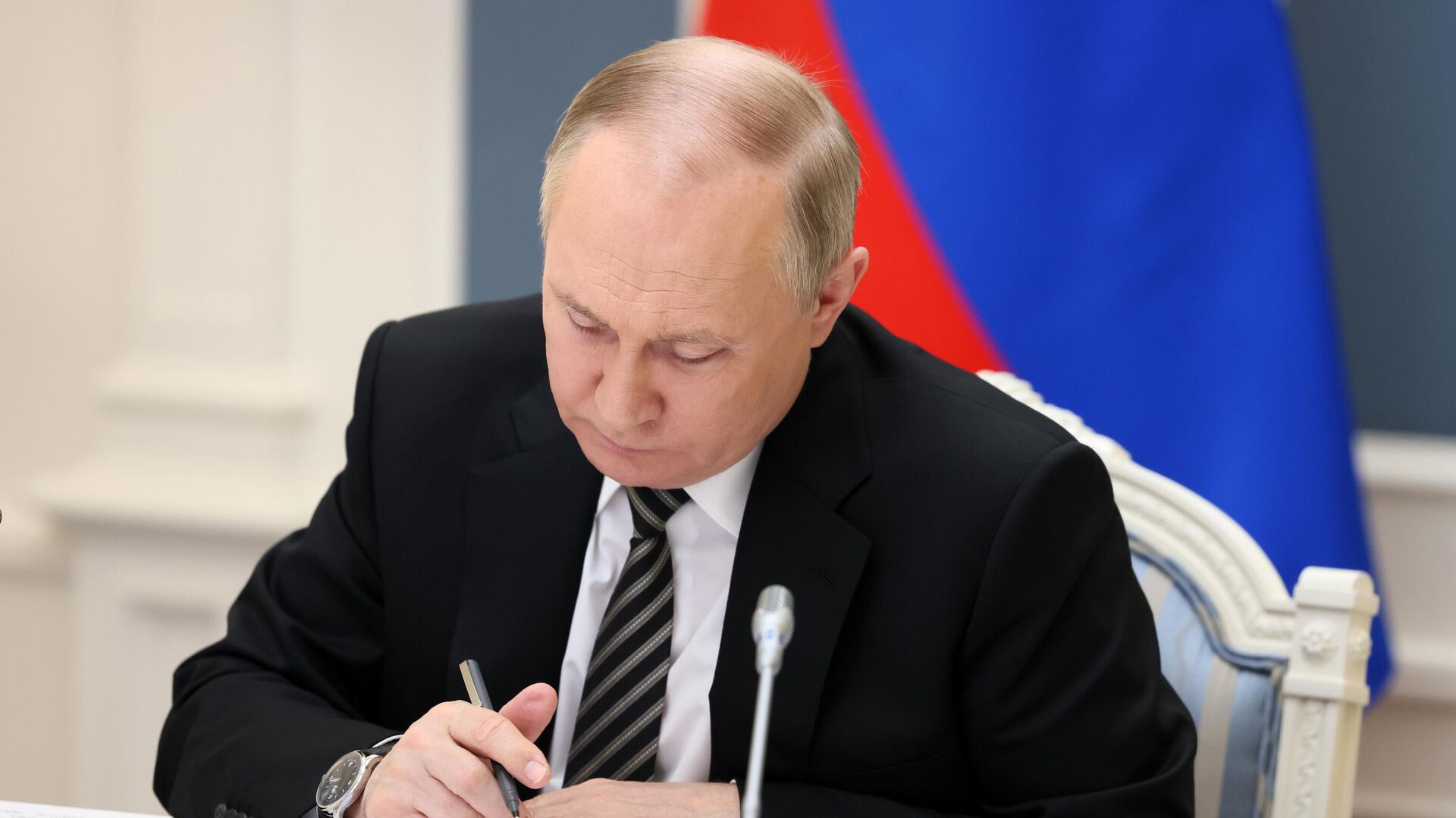 Rusia pagará por uso de patentes de "países inamistosos" solo en rublos