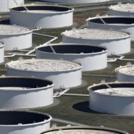 Petróleo Brent sube un 3,79 %, hasta 111,58 dólares