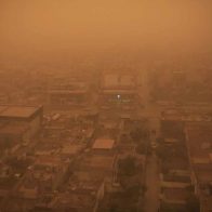 Unos 500 hospitalizados por continuas tormentas de arena en Irak
