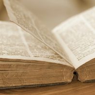 Italia recupera un antiguo manuscrito robado de 'Las profecías' de Nostradamus
