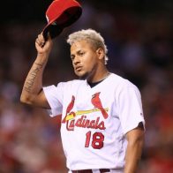MLB suspende a lanzador Carlos Martínez por dopaje