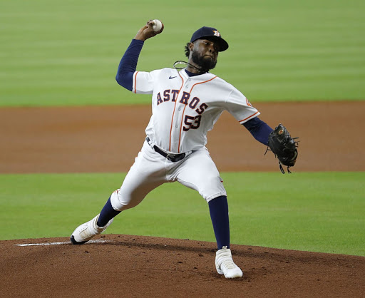 Dominicano Cristian Javier logra récord de ponches en triunfo de los Astros