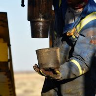 El petróleo de Texas baja un 1,6% y cierra en 112,40 dólares el barril