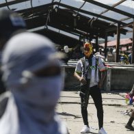 Azafata haitiana del autobús secuestrado en Haití, también es liberada