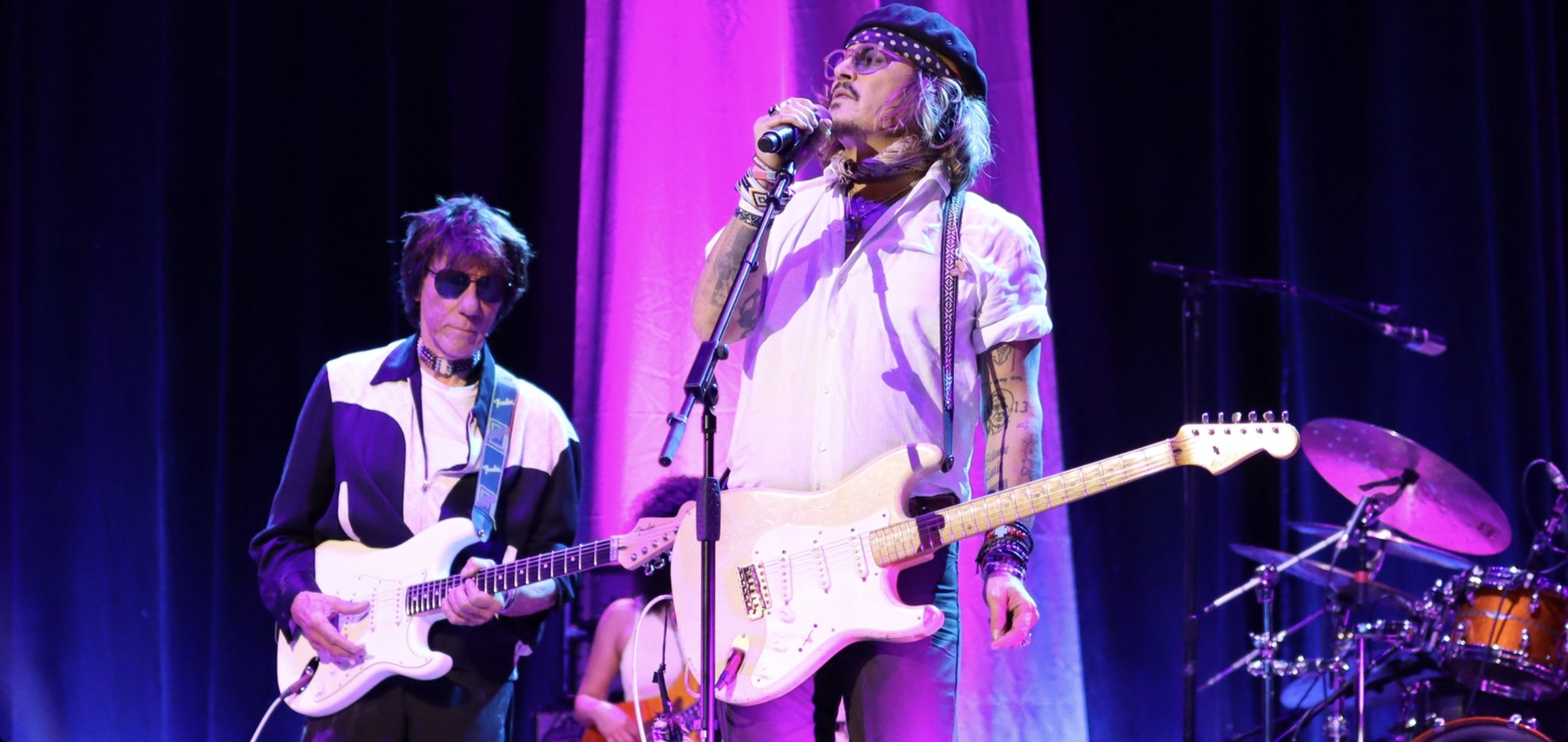 Johnny Depp actúa por sorpresa junto a Jeff Beck en Inglaterra
