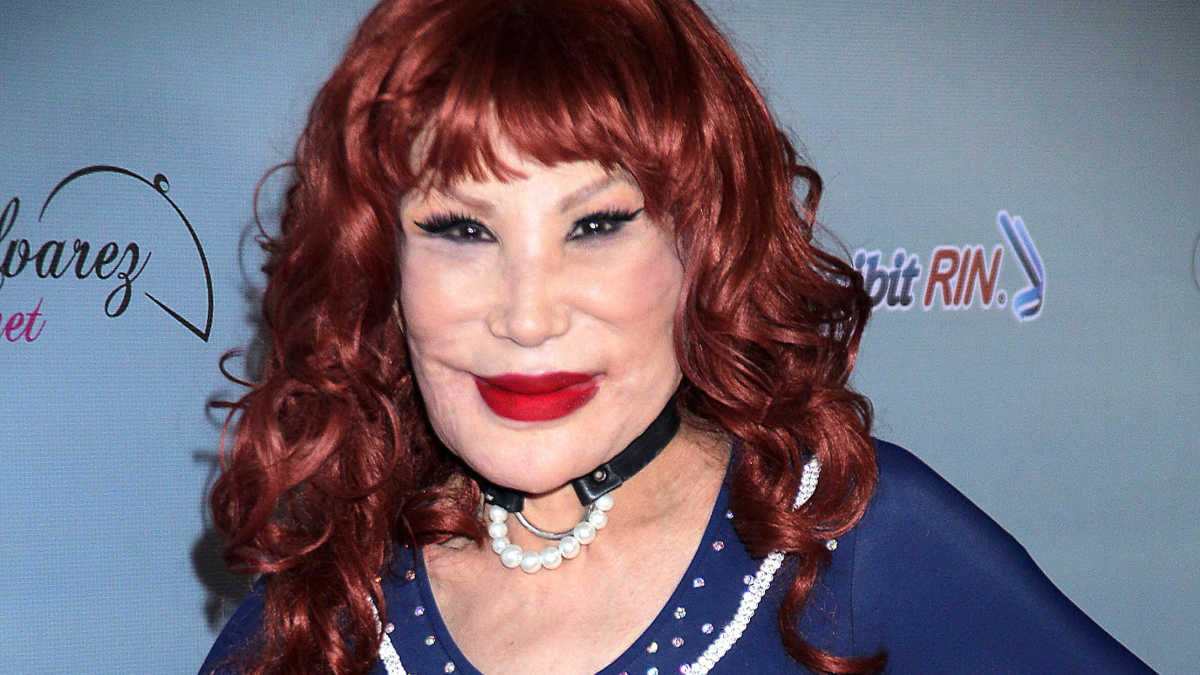 Lyn May confiesa que le gusta Salma Hayek