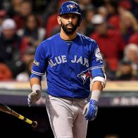 José Bautista firma contrato por un día para retirarse con Azulejos