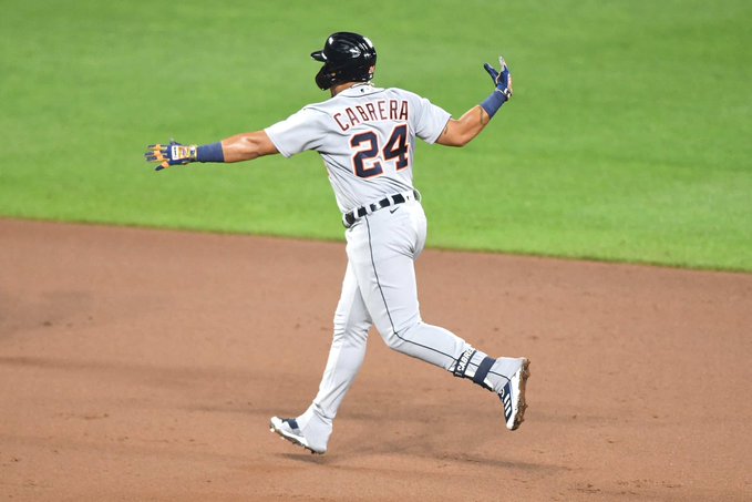 Miguel Cabrera alcanza los 3,008 hits; supera a Al Kaline