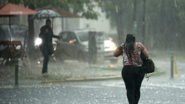 Viento provocará aguaceros dispersos y temperaturas calurosas