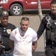 Arrestan a tres policías por muerte de barbero en Santiago