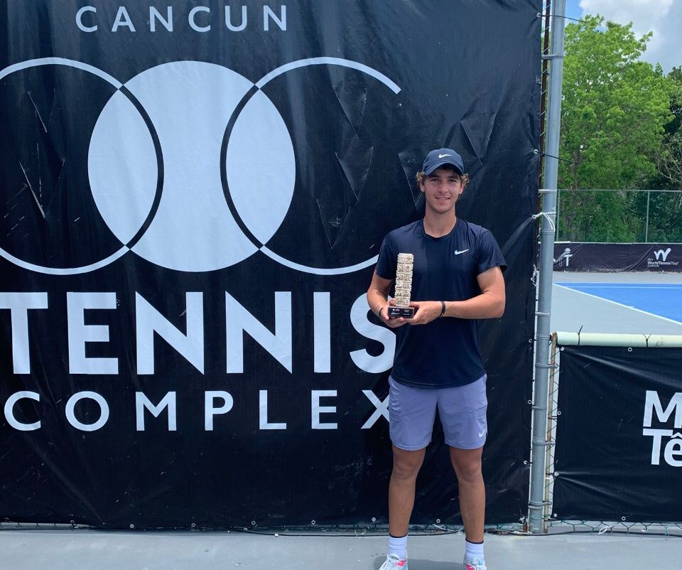 Peter Bertran gana el M15 de Cancún
