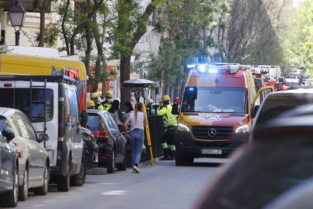 Dos muertos y 18 heridos por la explosión en un edifico de Madrid
