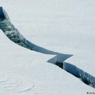 Descubren gigantesco sistema de aguas subterráneas bajo el hielo antártico