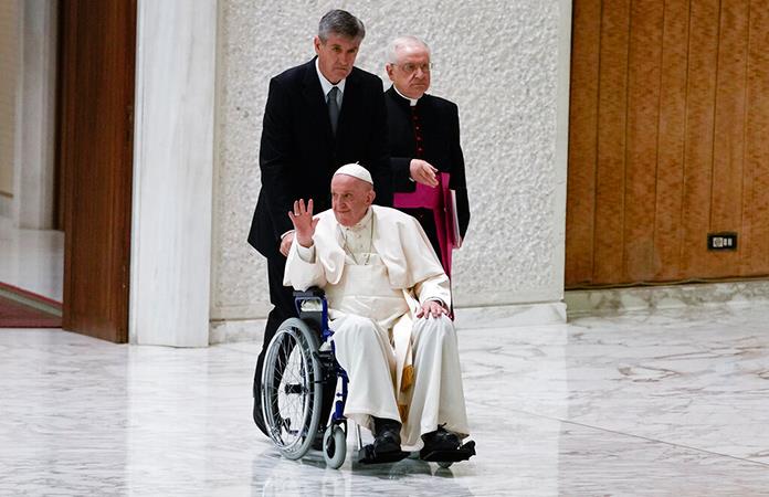 El papa aplaza su viaje a Líbano, pero mantiene el de África en julio