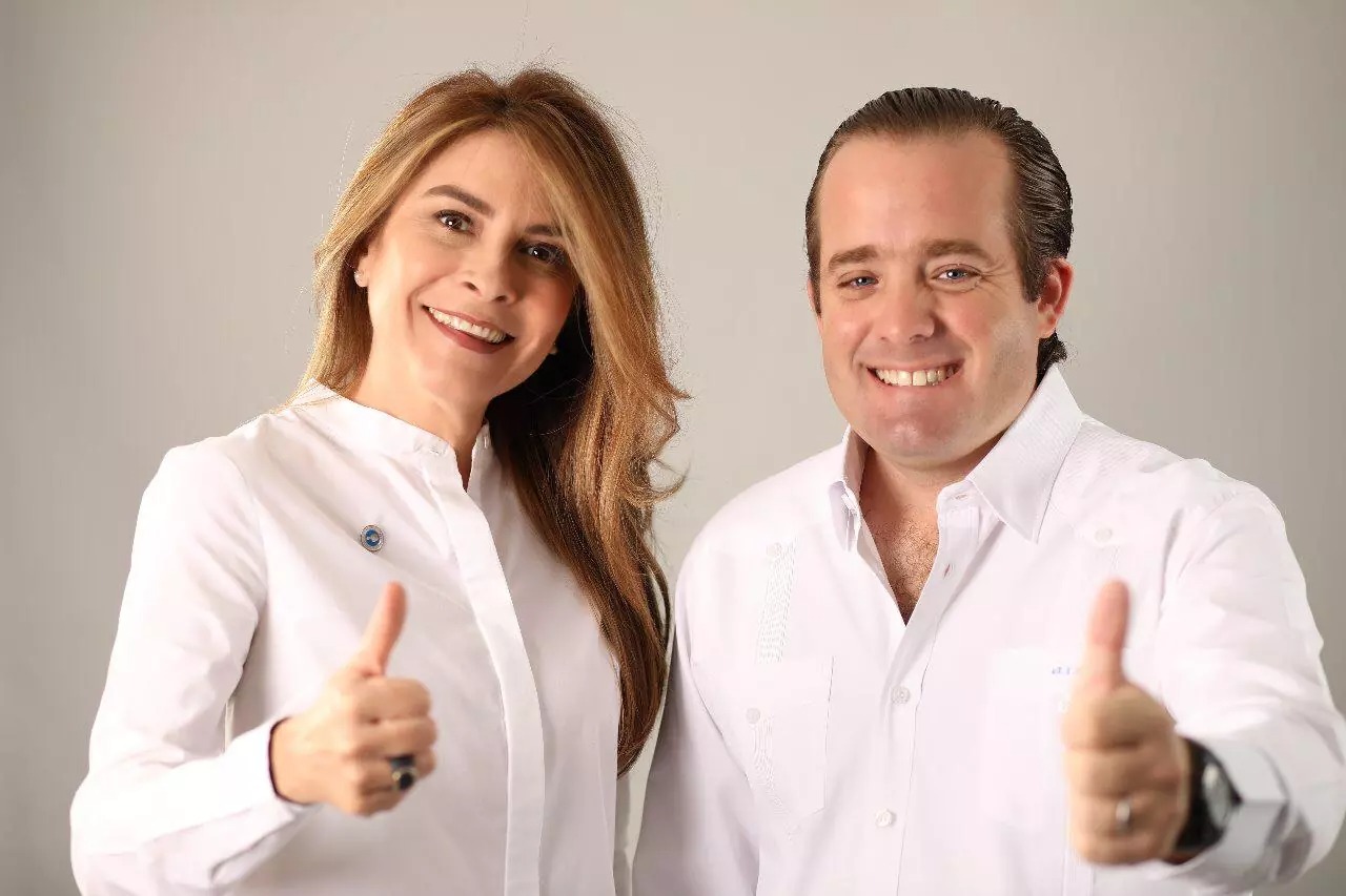 Paliza y Carolina