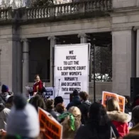 Más de un millar de personas protestan a favor del aborto en Nueva York